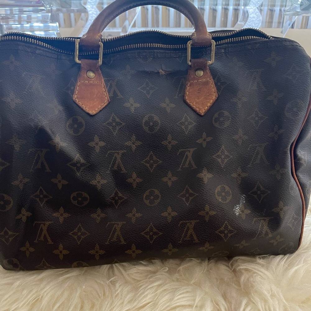 Louis Vuitton Speed 40